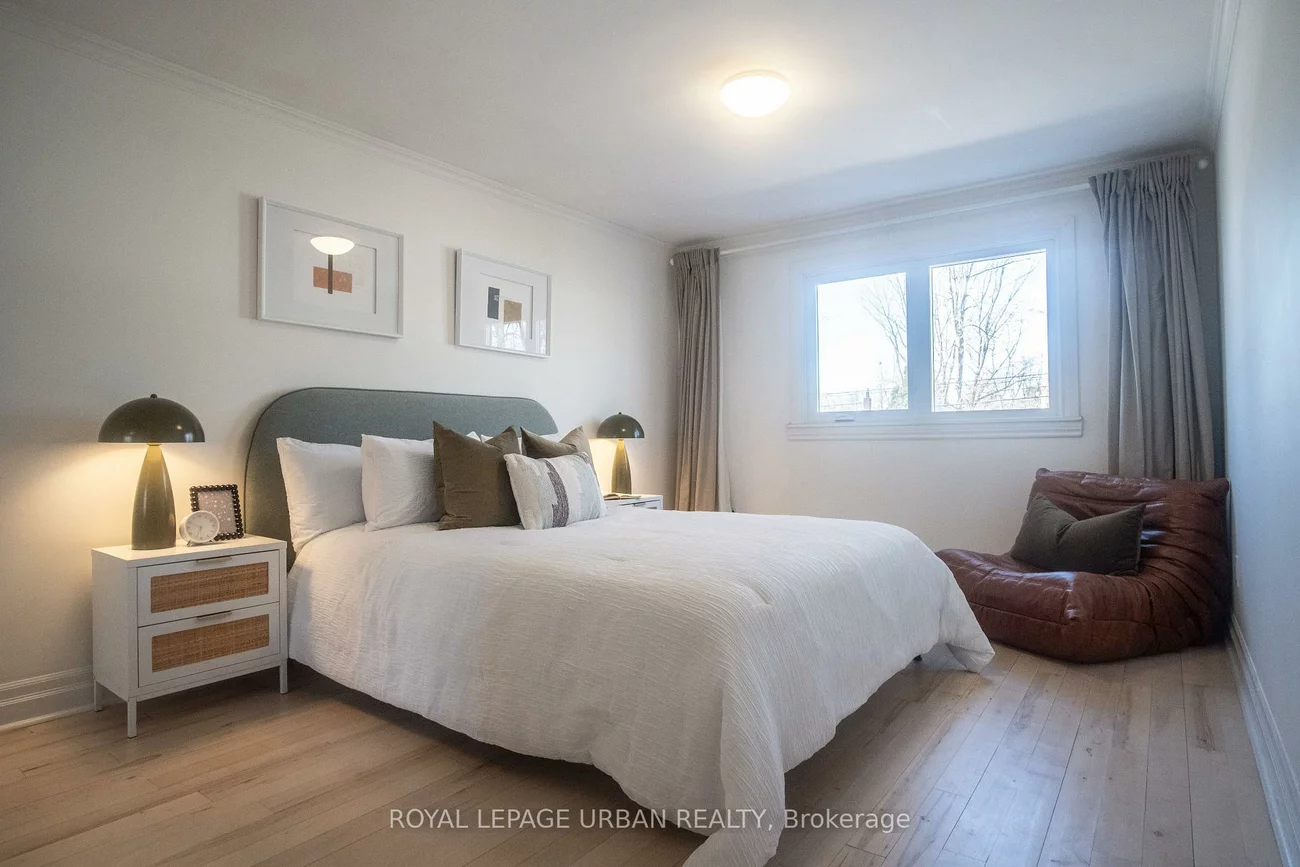 153, Craven, Greenwood-Coxwell, Toronto