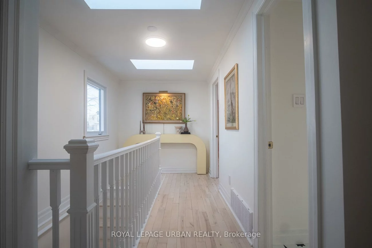 153, Craven, Greenwood-Coxwell, Toronto