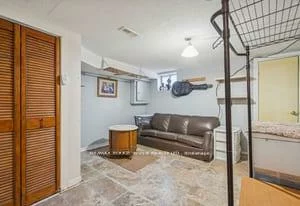 740, Kennedy, Ionview, Toronto