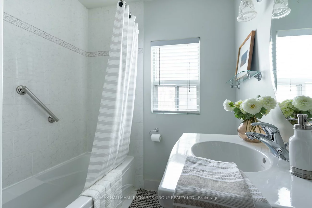 226, Glen Manor, The Beaches, Toronto