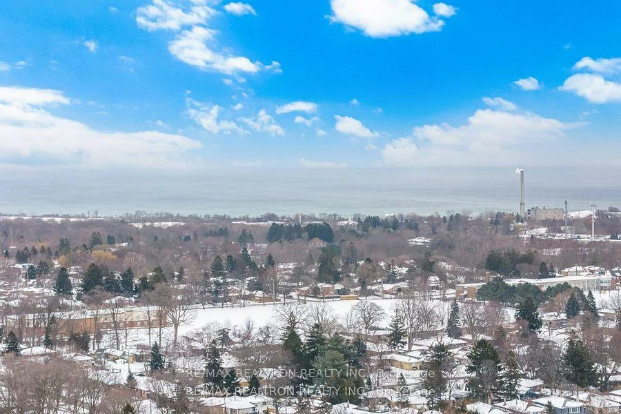 14, Mansewood, West Hill, Toronto