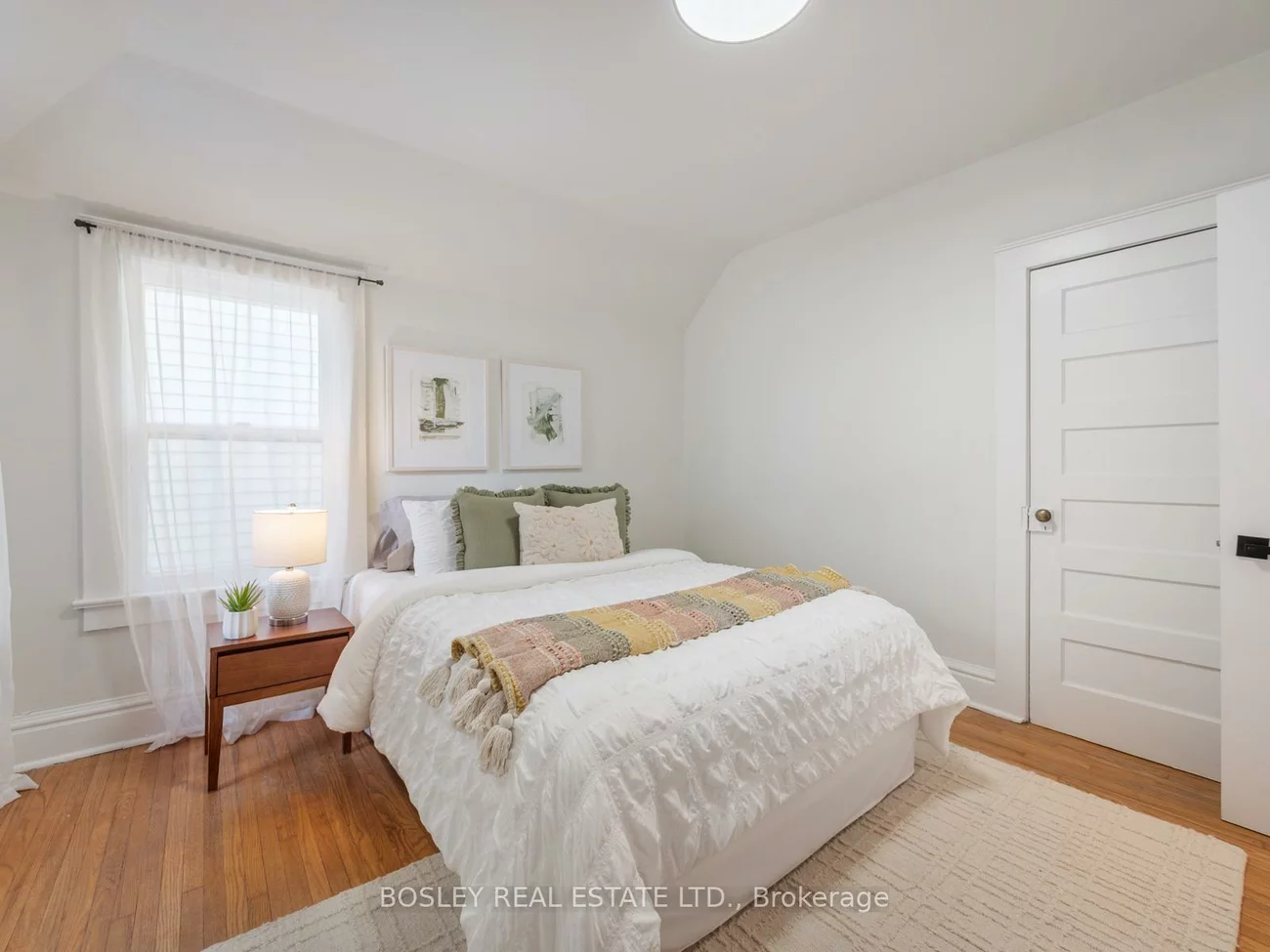 43, Bellefair, The Beaches, Toronto