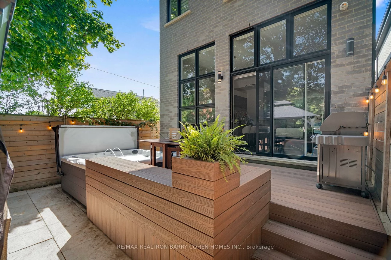 149A, Westbourne, Clairlea-Birchmount, Toronto