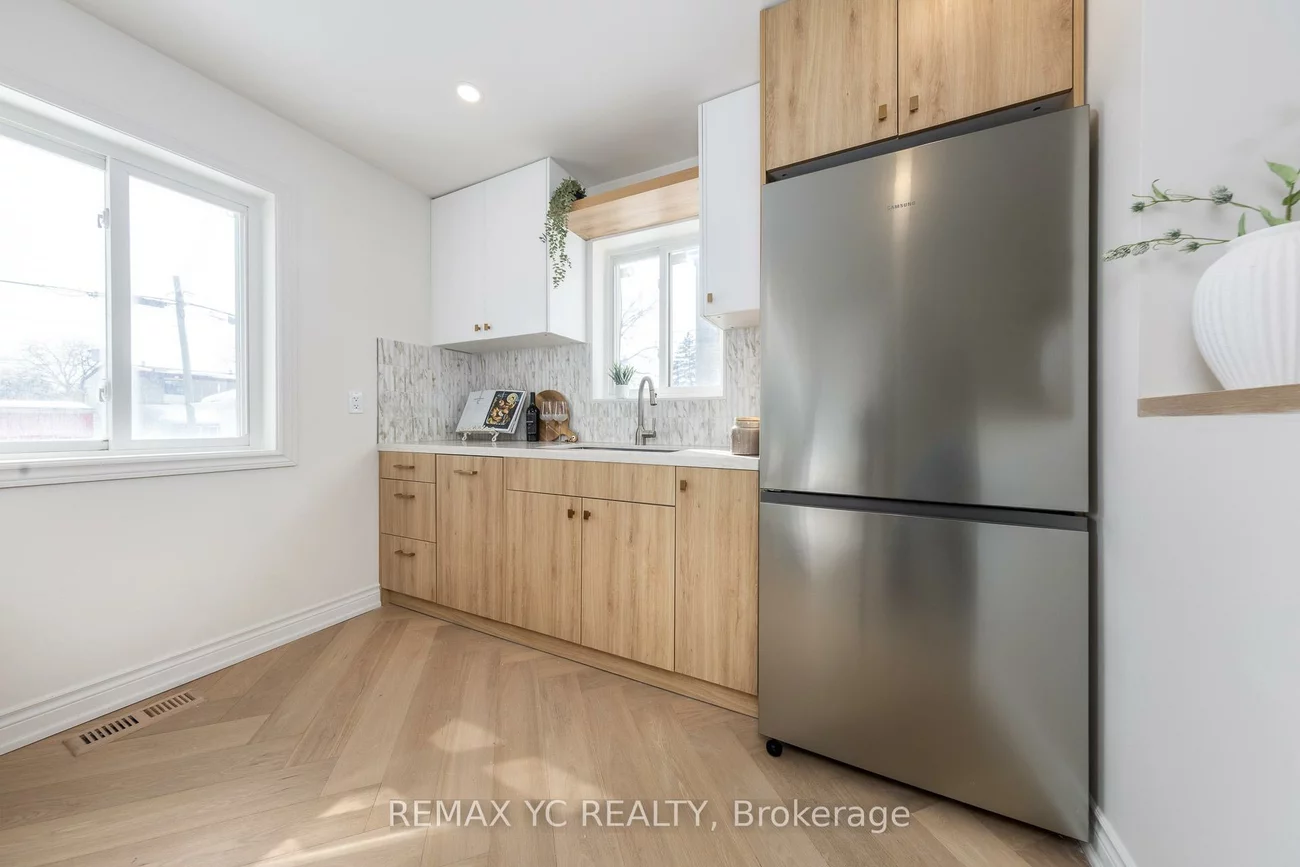 87, Woodfern, Ionview, Toronto