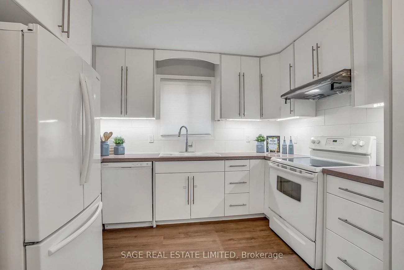 78, Heale, Birchcliffe-Cliffside, Toronto