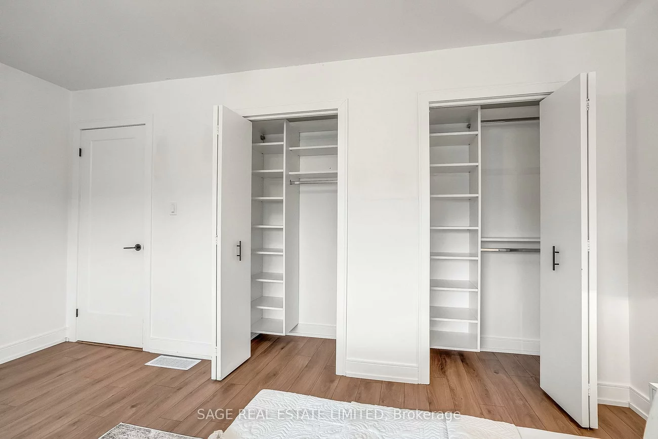 78, Heale, Birchcliffe-Cliffside, Toronto