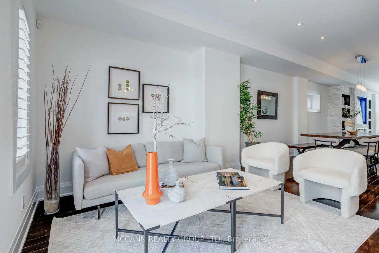 1155, Greenwood, East York, Toronto