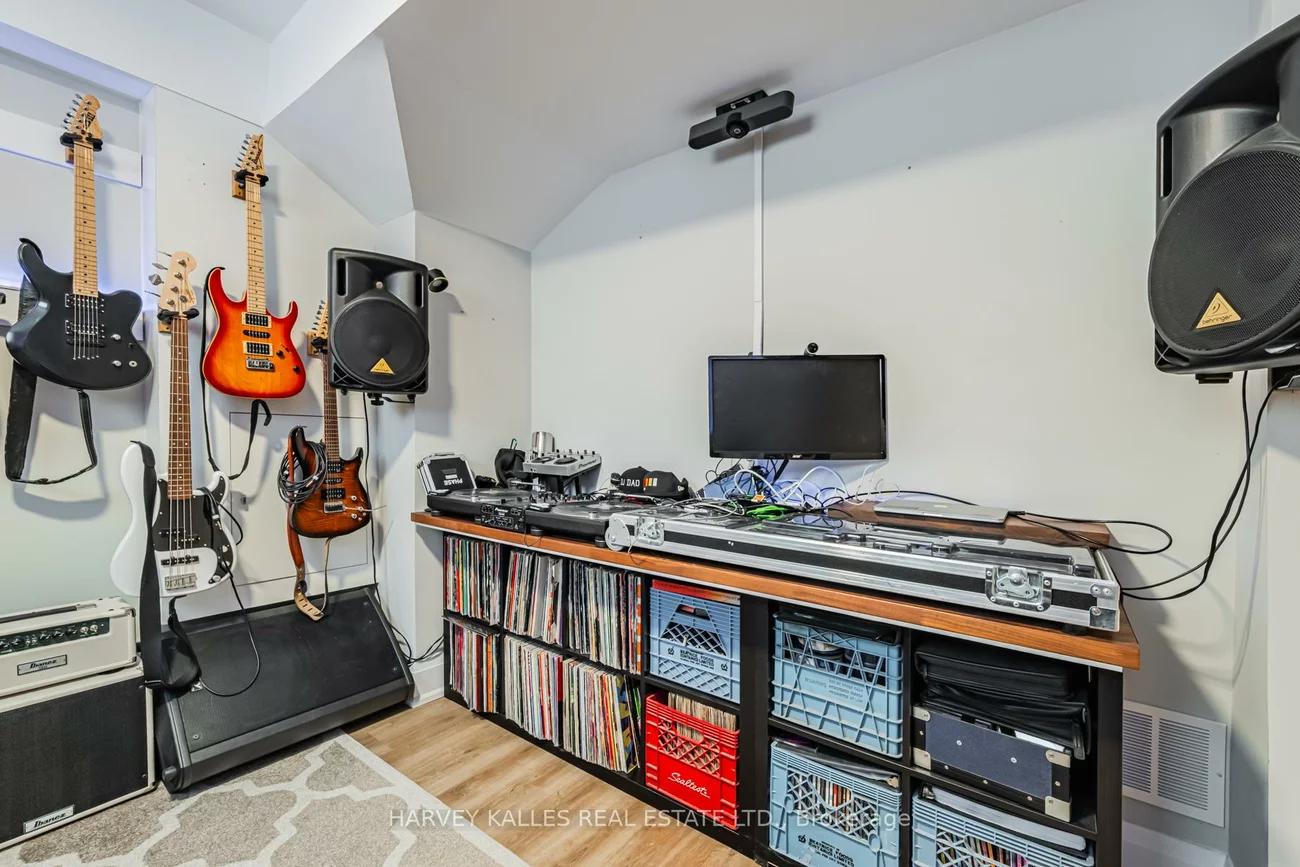 39, Amsterdam, O'Connor-Parkview, Toronto