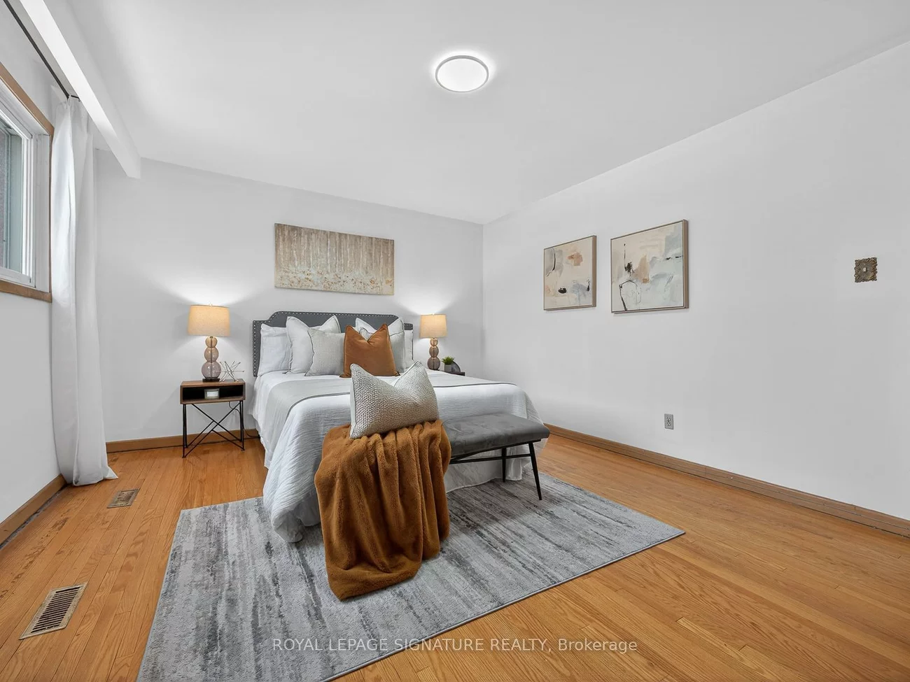 43, Angora, Woburn, Toronto