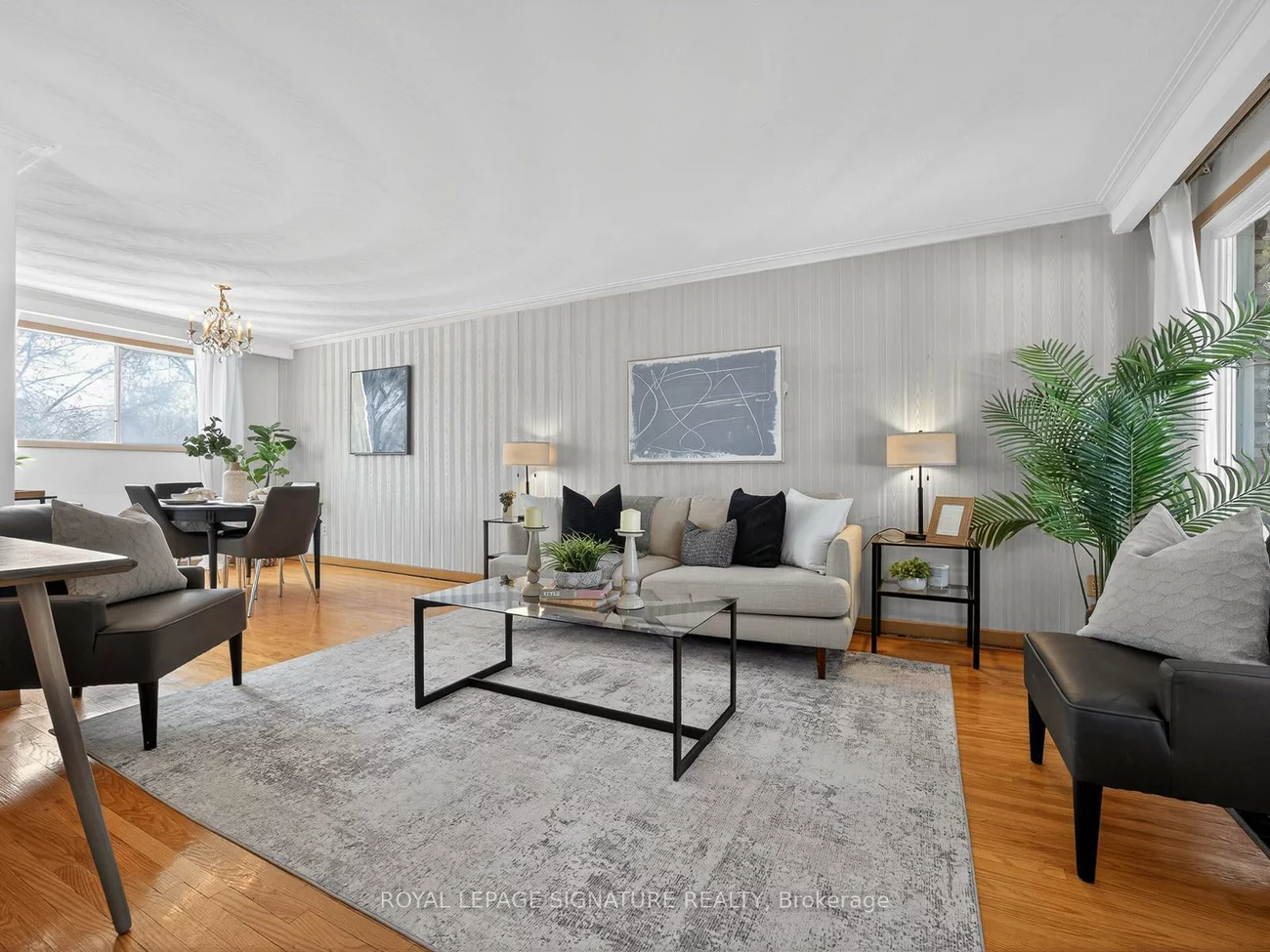 43, Angora, Woburn, Toronto