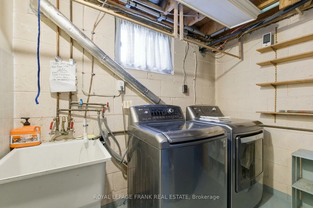 86, Clementine, Woburn, Toronto