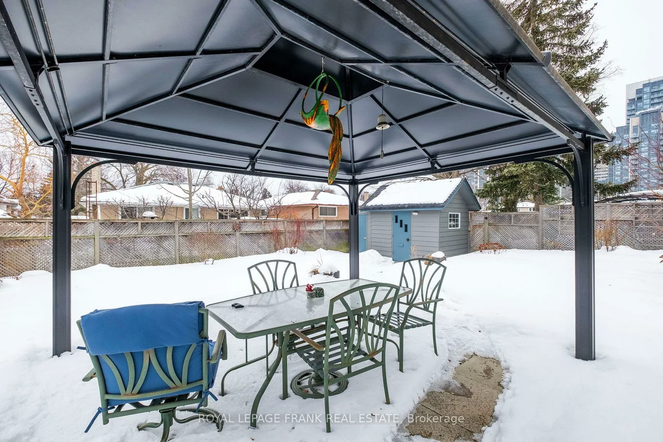 86, Clementine, Woburn, Toronto