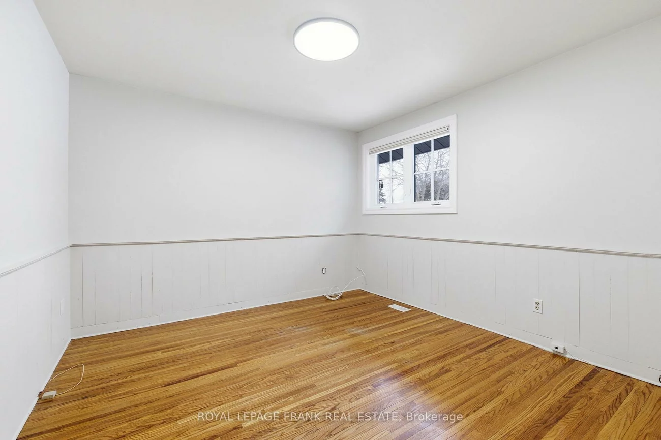 86, Clementine, Woburn, Toronto