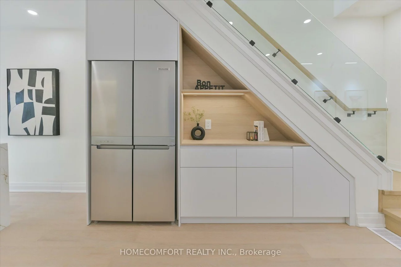 192, Waverley, The Beaches, Toronto