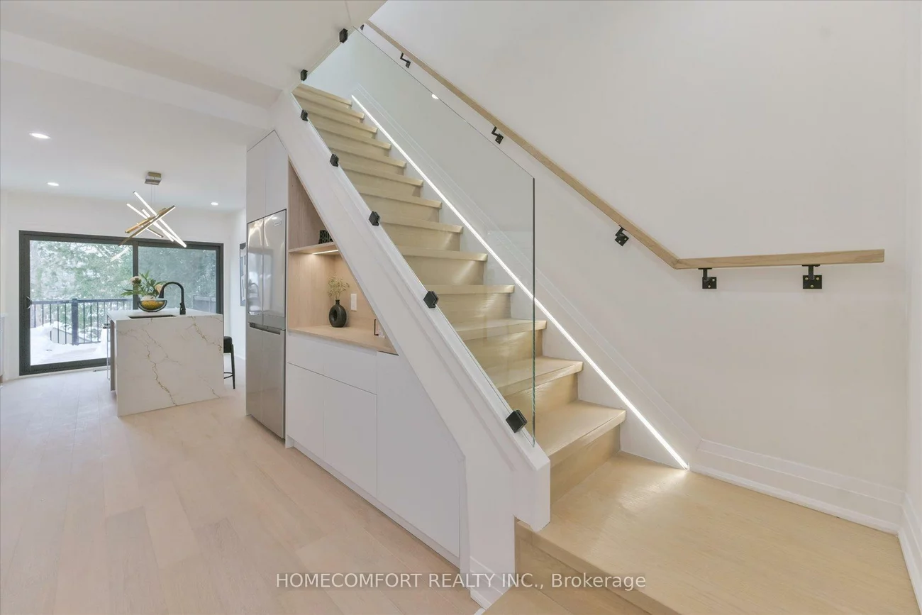 192, Waverley, The Beaches, Toronto