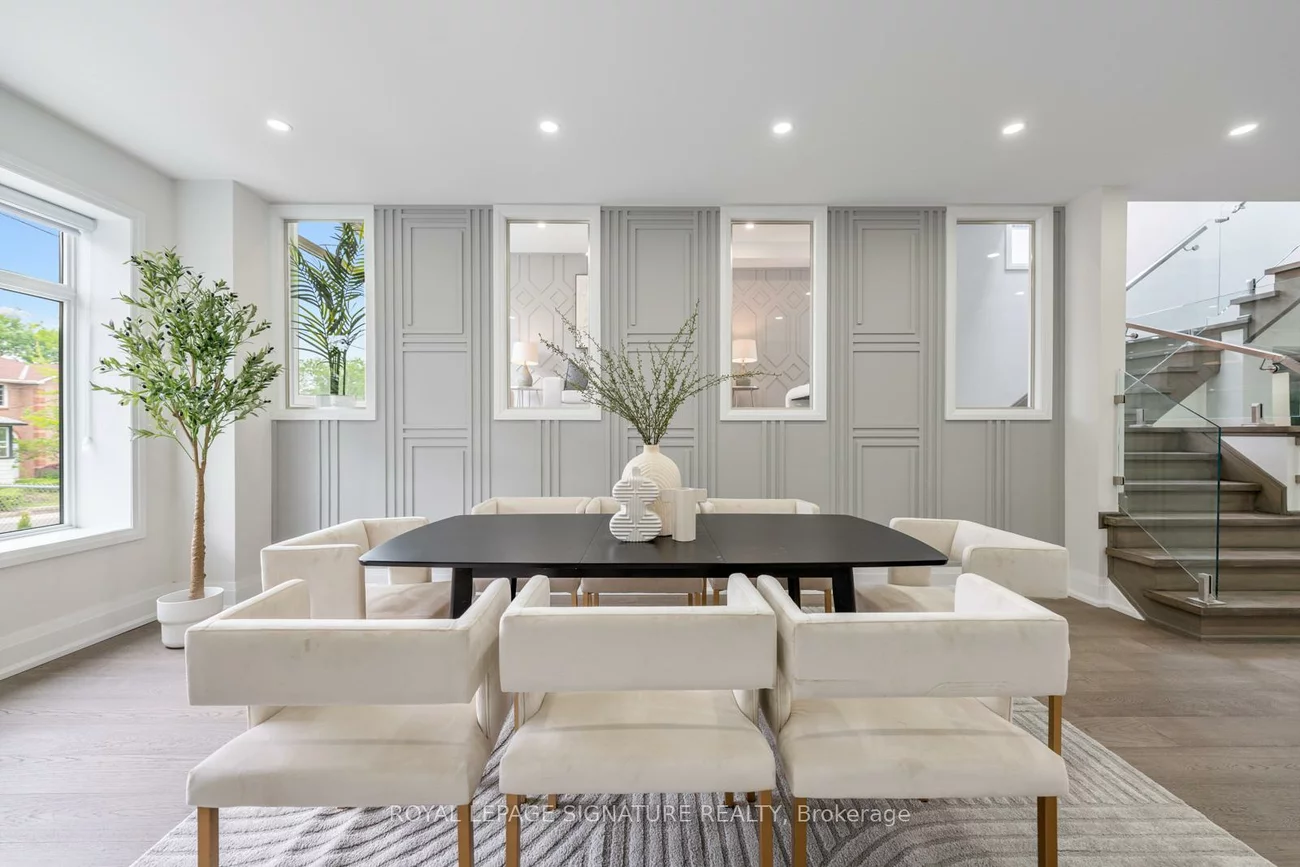 17, Trenton, Woodbine-Lumsden, Toronto