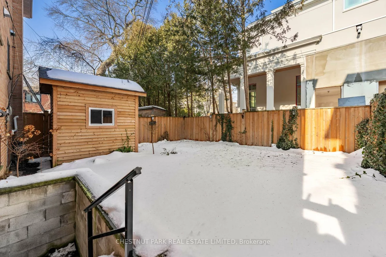 108, Hubbard, The Beaches, Toronto