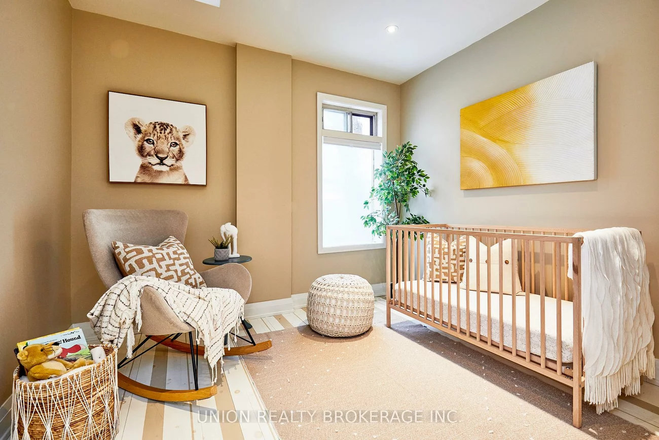 158, Heward, South Riverdale, Toronto