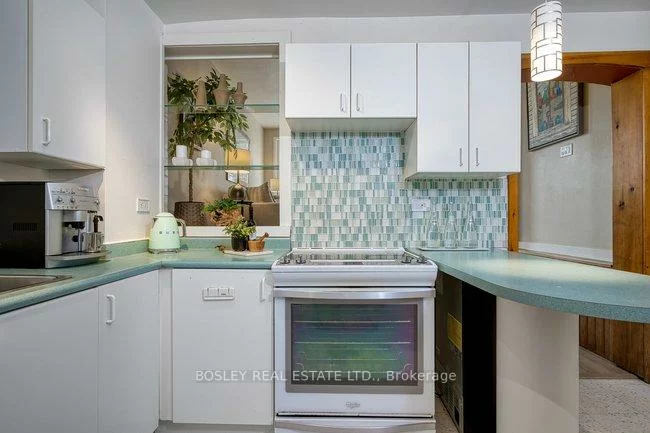 25, Harriet, South Riverdale, Toronto