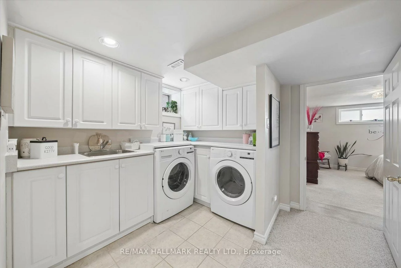 7, Rutledge, Eglinton East, Toronto