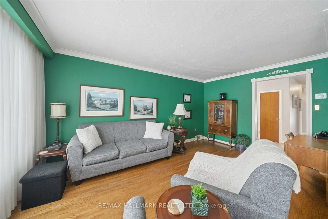 7, Rutledge, Eglinton East, Toronto