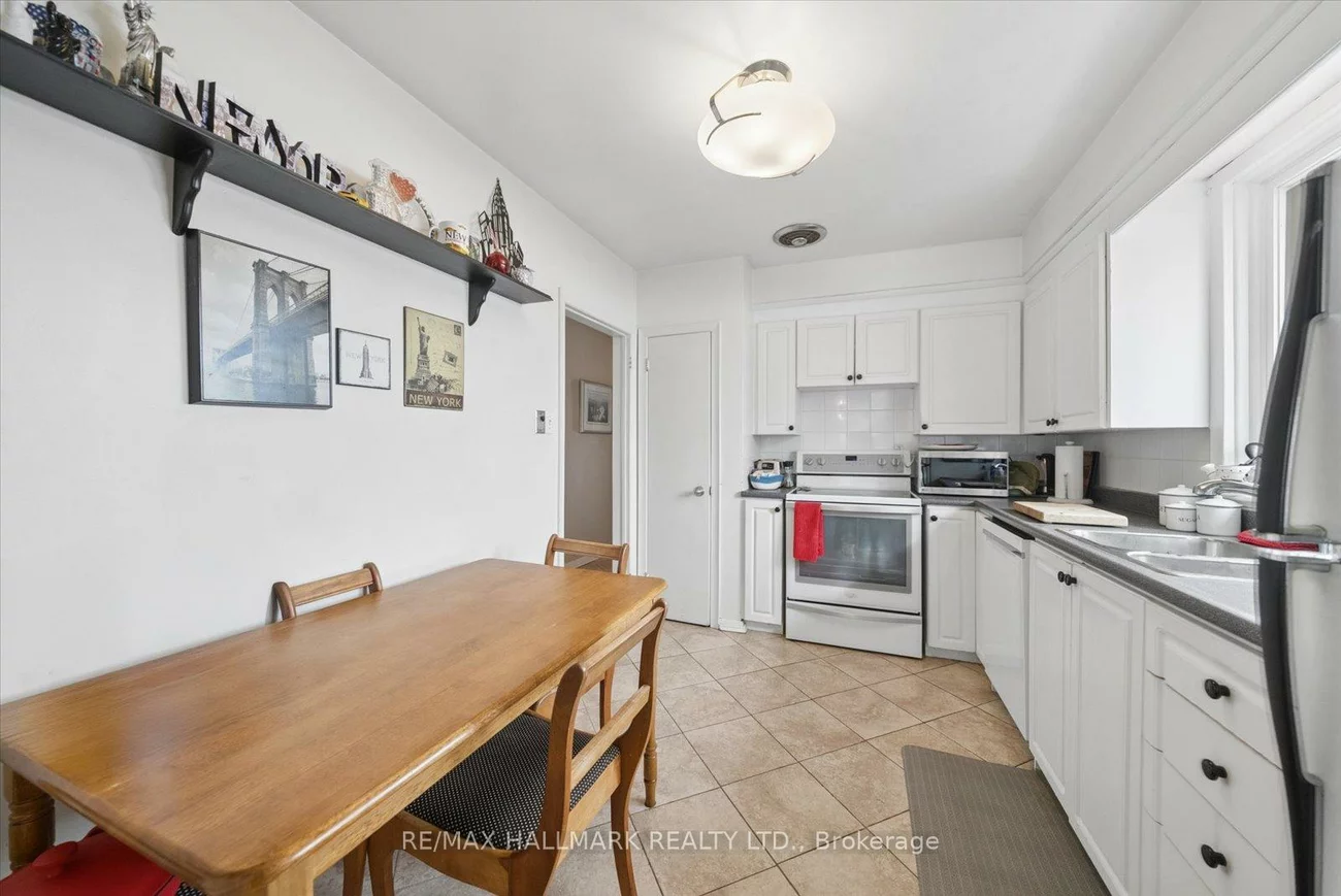 7, Rutledge, Eglinton East, Toronto