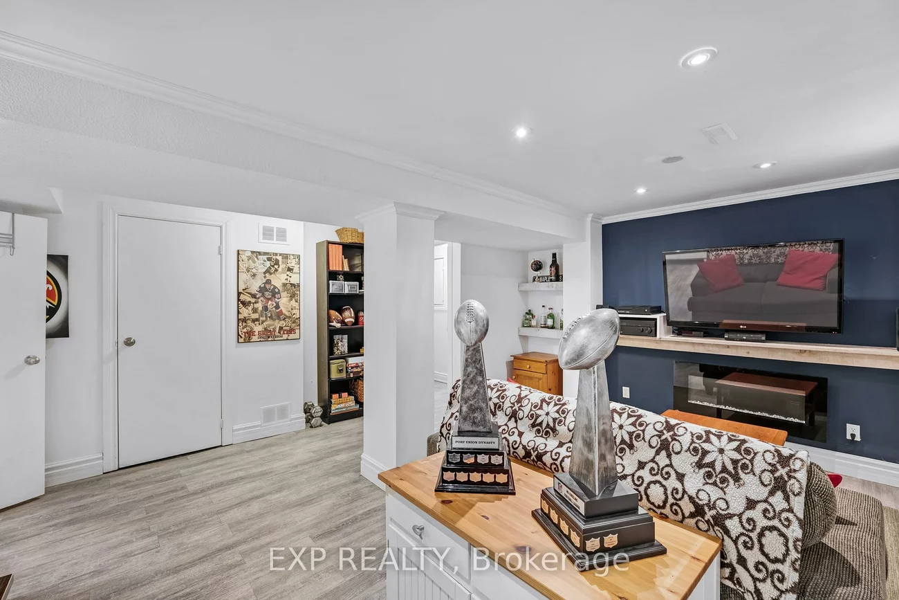 29, Golders Green, Rouge E10, Toronto