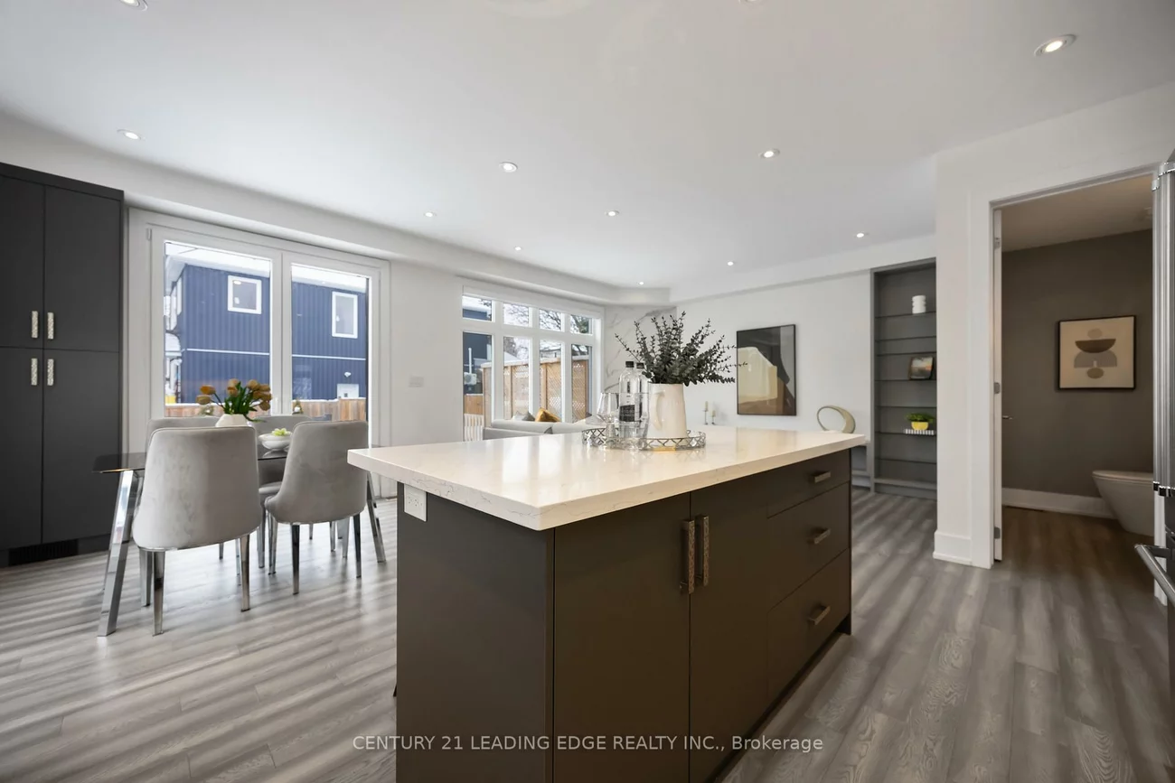 43, Glenburn, O'Connor-Parkview, Toronto