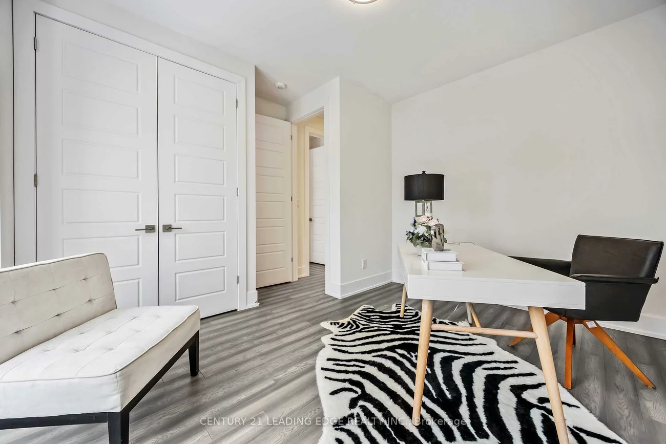 43, Glenburn, O'Connor-Parkview, Toronto