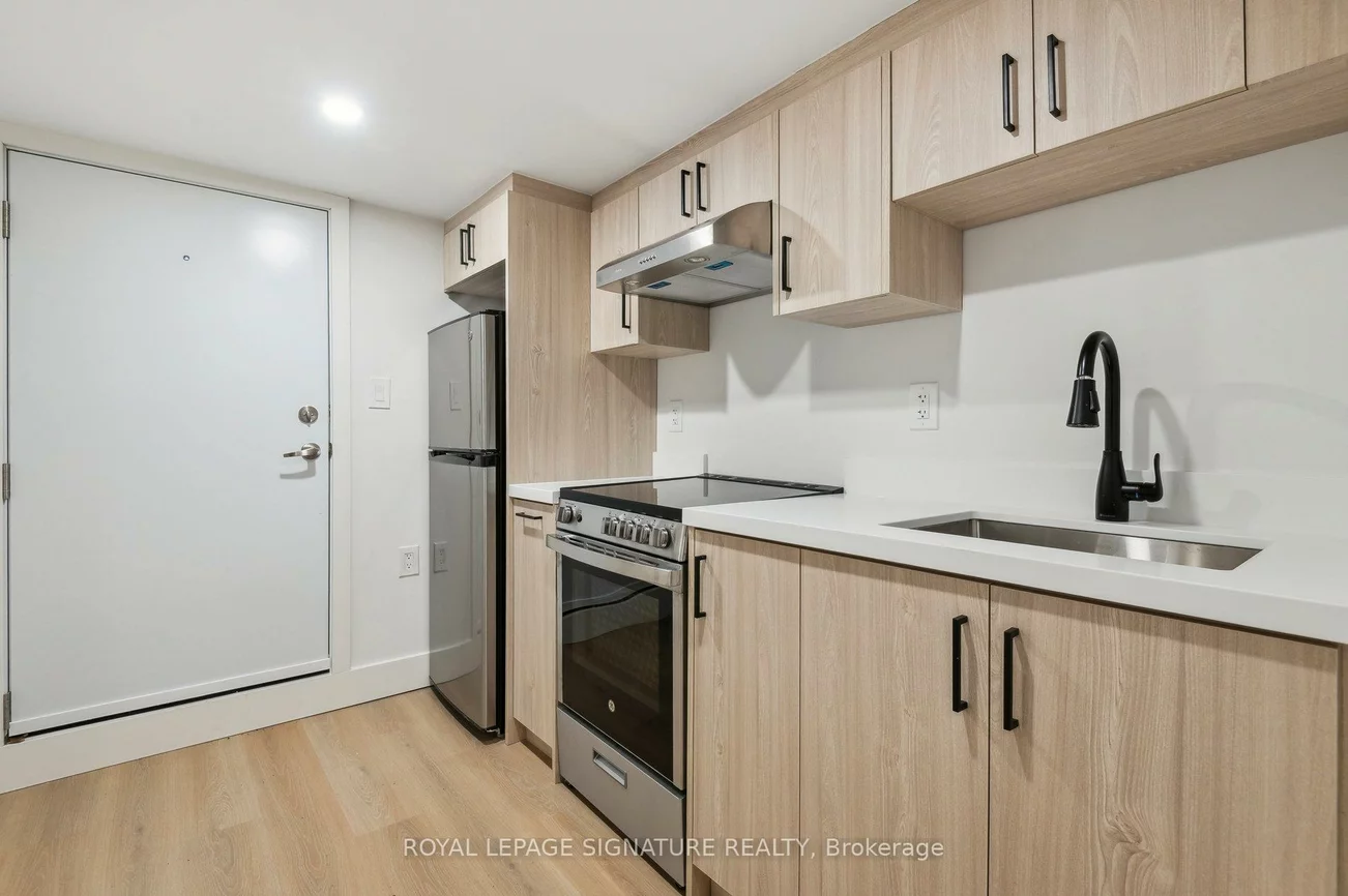 176, Gillard, Greenwood-Coxwell, Toronto