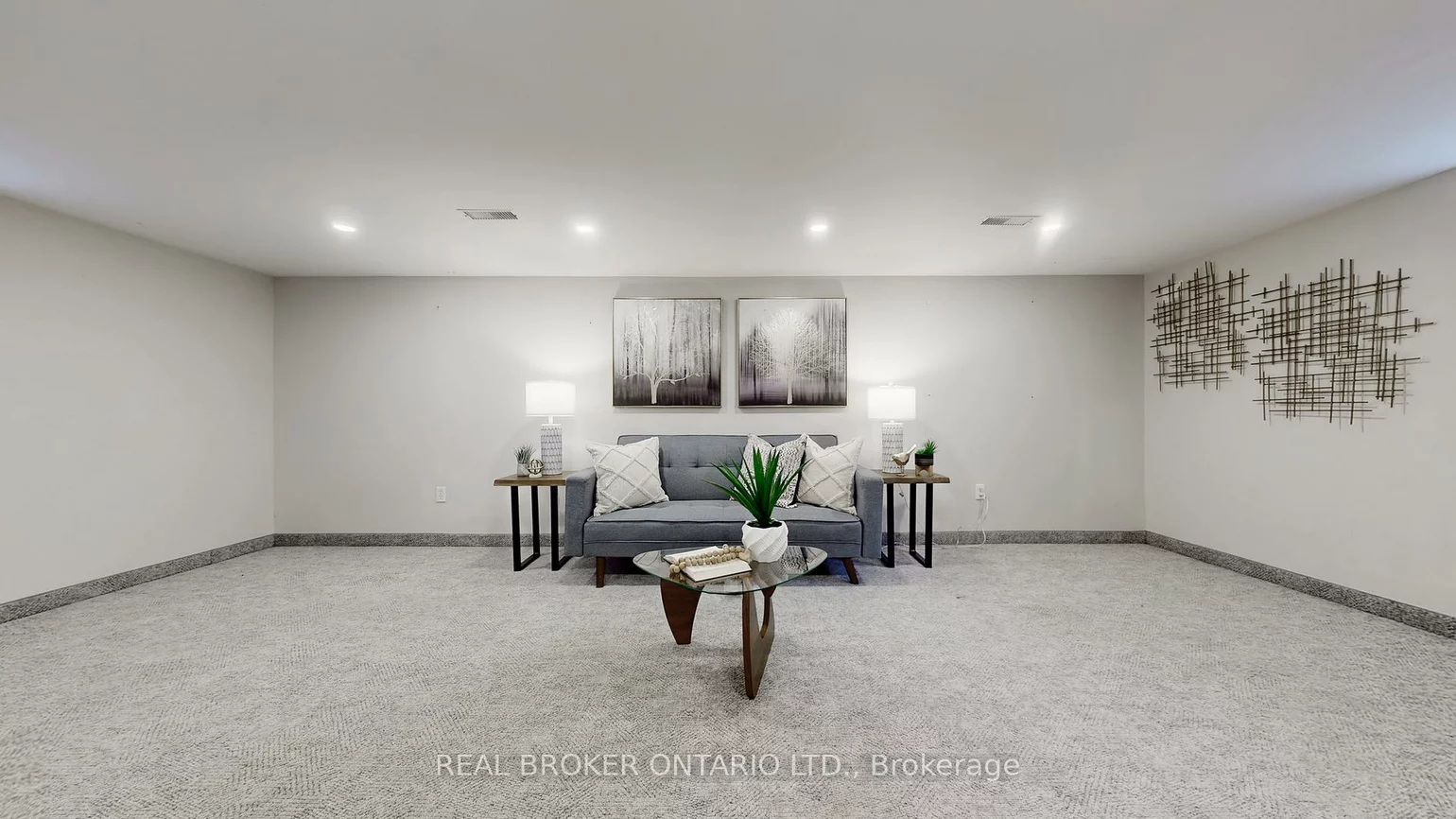 128, Canlish, Dorset Park, Toronto