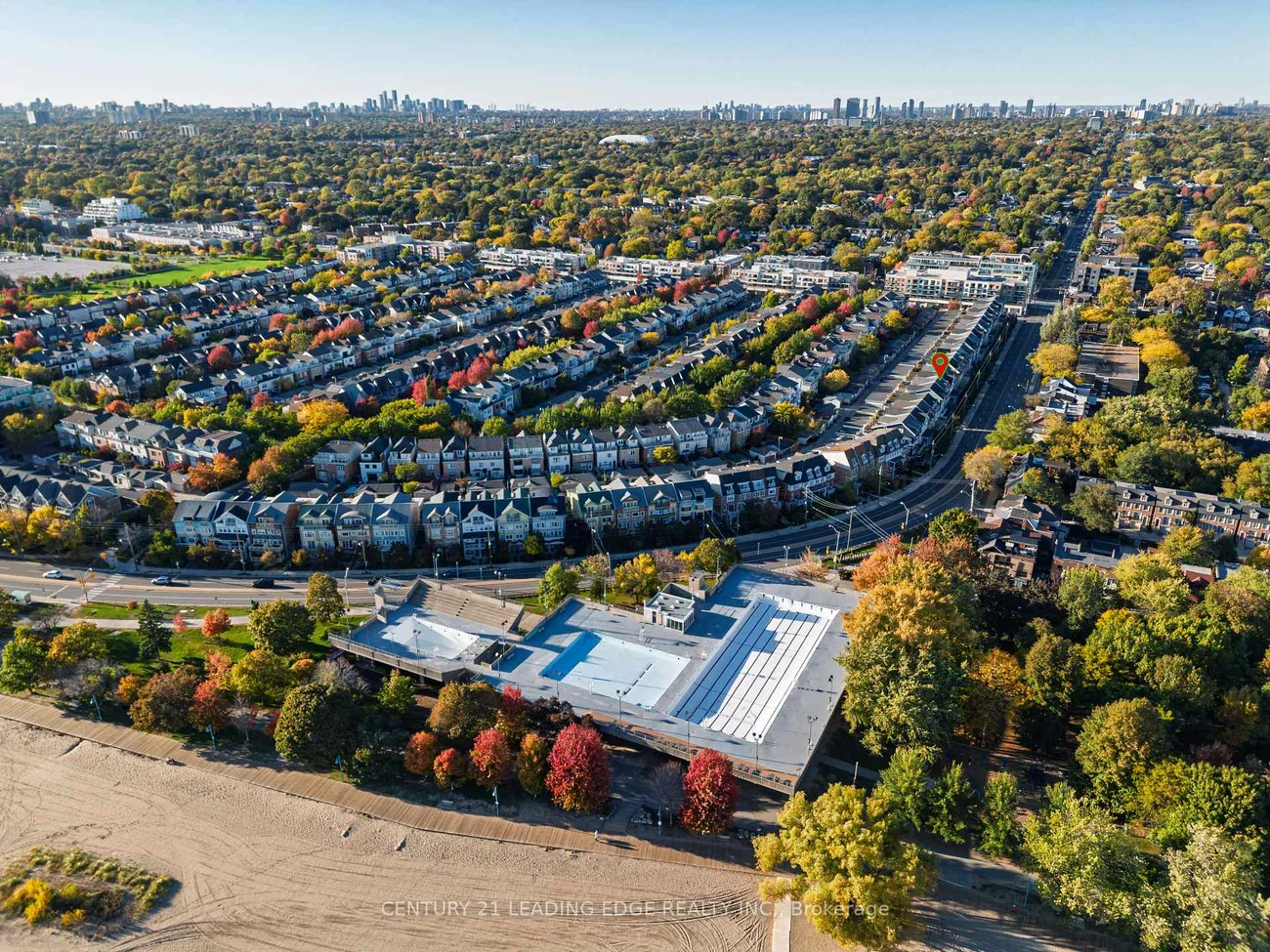 82, WOODBINE, The Beaches, Toronto