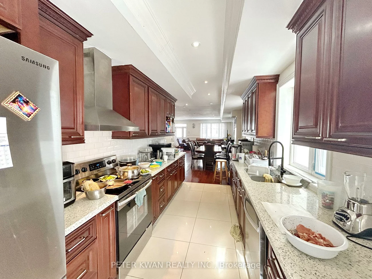 1543, Dundas, South Riverdale, Toronto