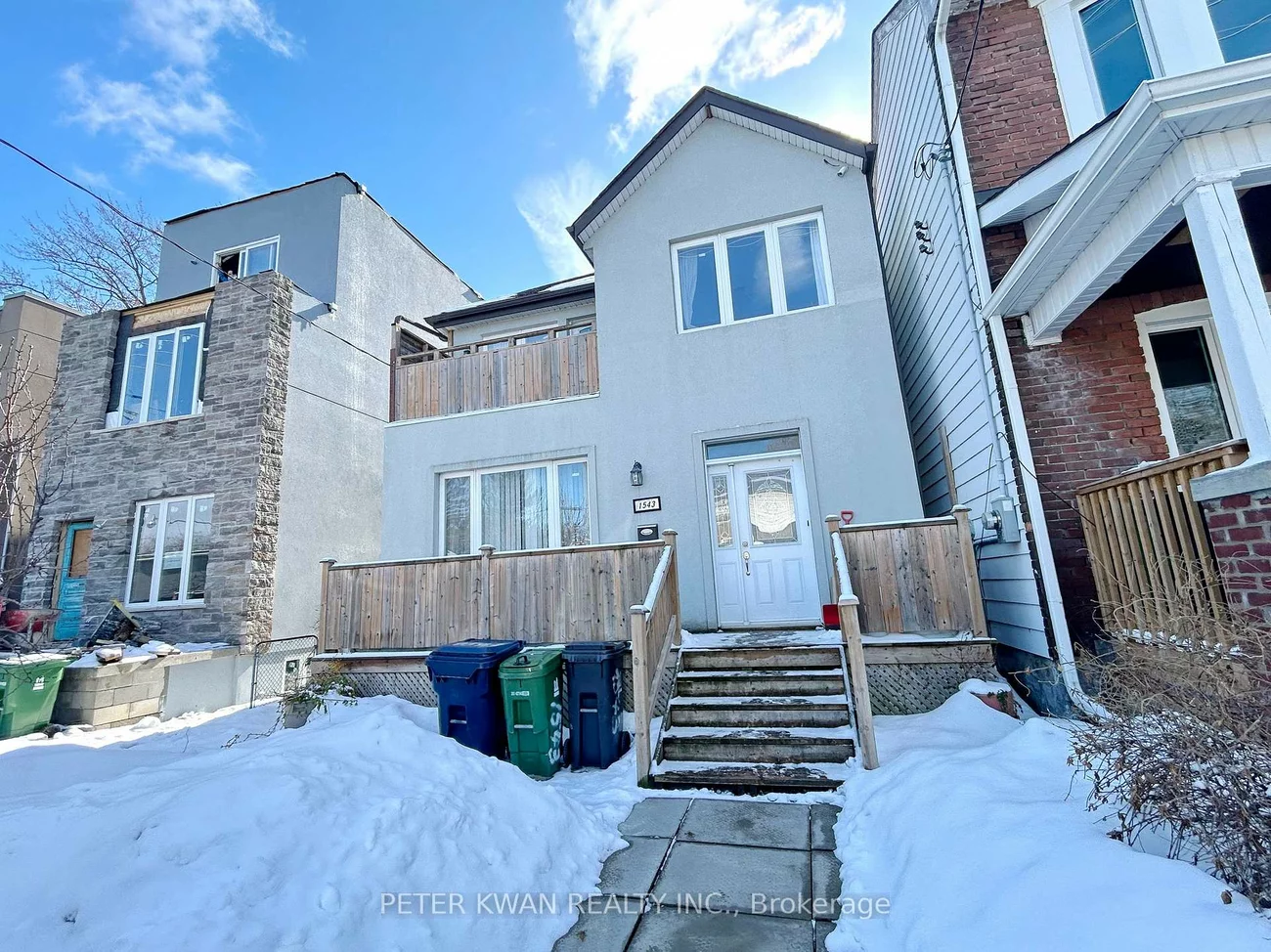 1543, Dundas, South Riverdale, Toronto