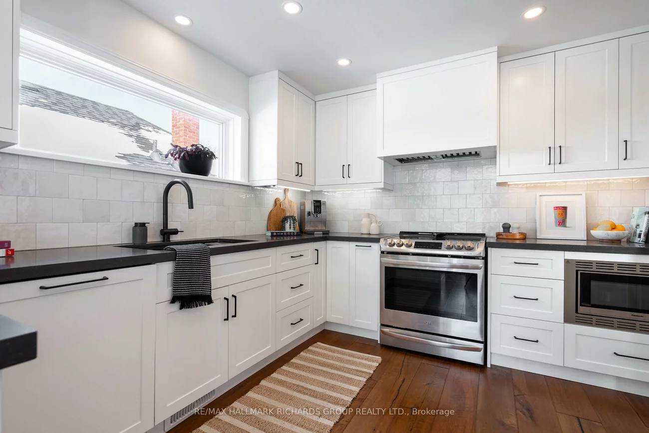 27, Ferncroft, Birchcliffe-Cliffside, Toronto