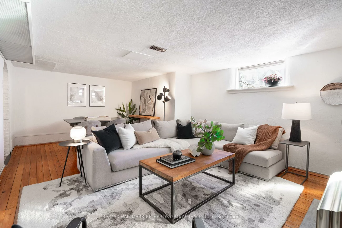 27, Ferncroft, Birchcliffe-Cliffside, Toronto