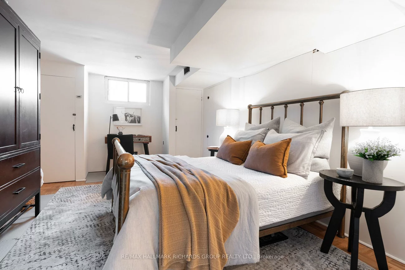 27, Ferncroft, Birchcliffe-Cliffside, Toronto