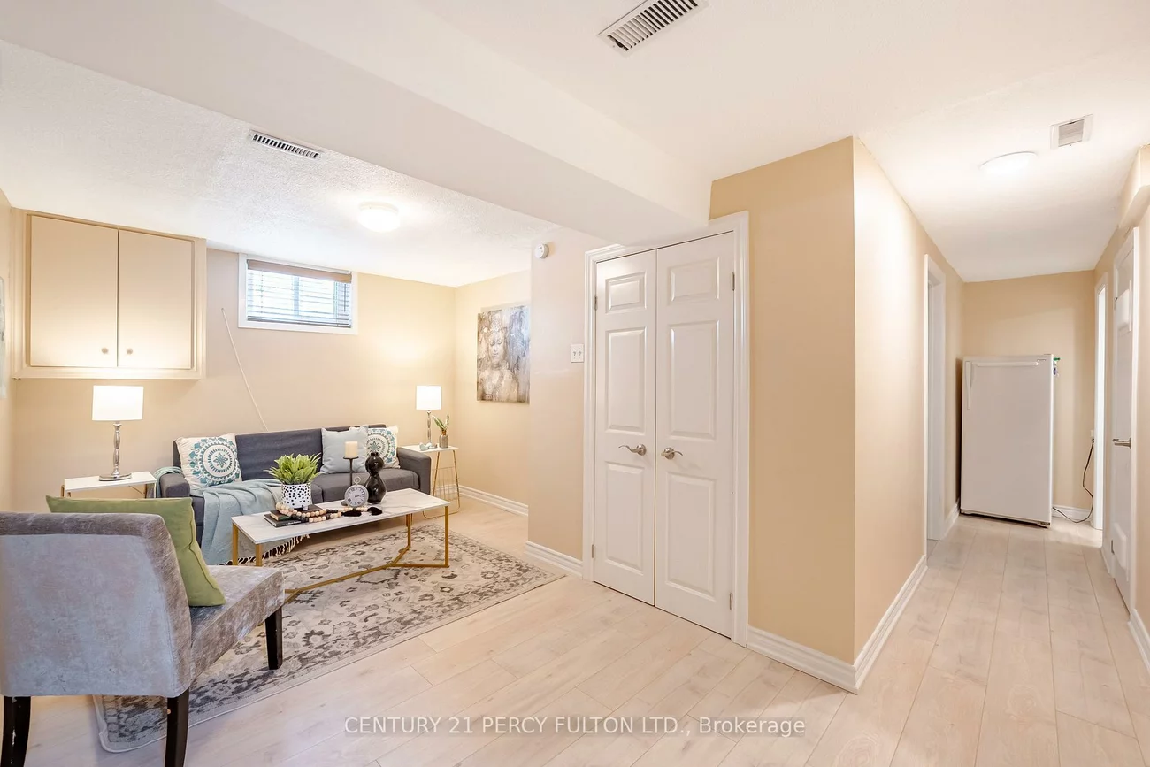 1, Marcella, Woburn, Toronto