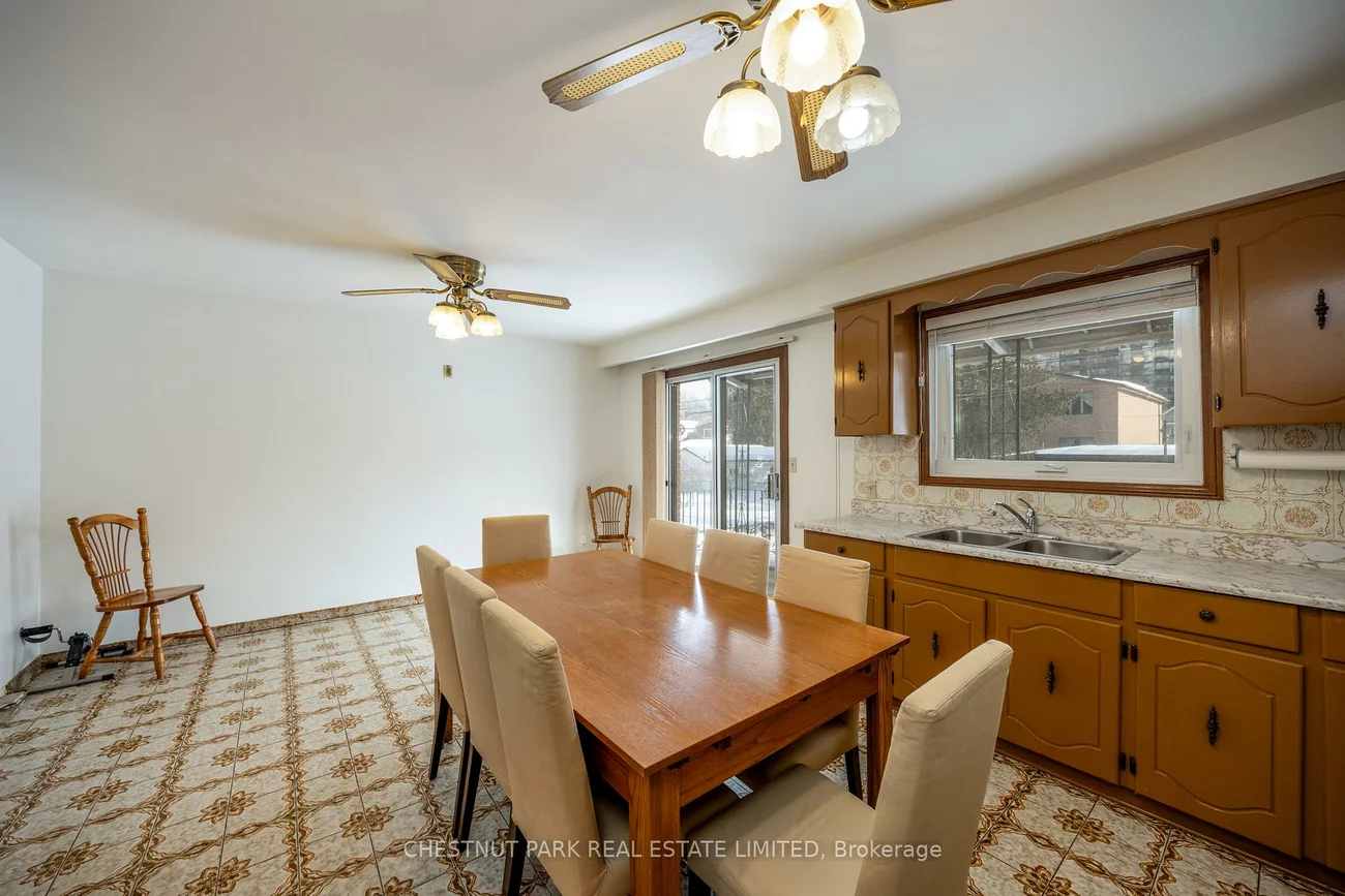 49, Woodville, Broadview North, Toronto