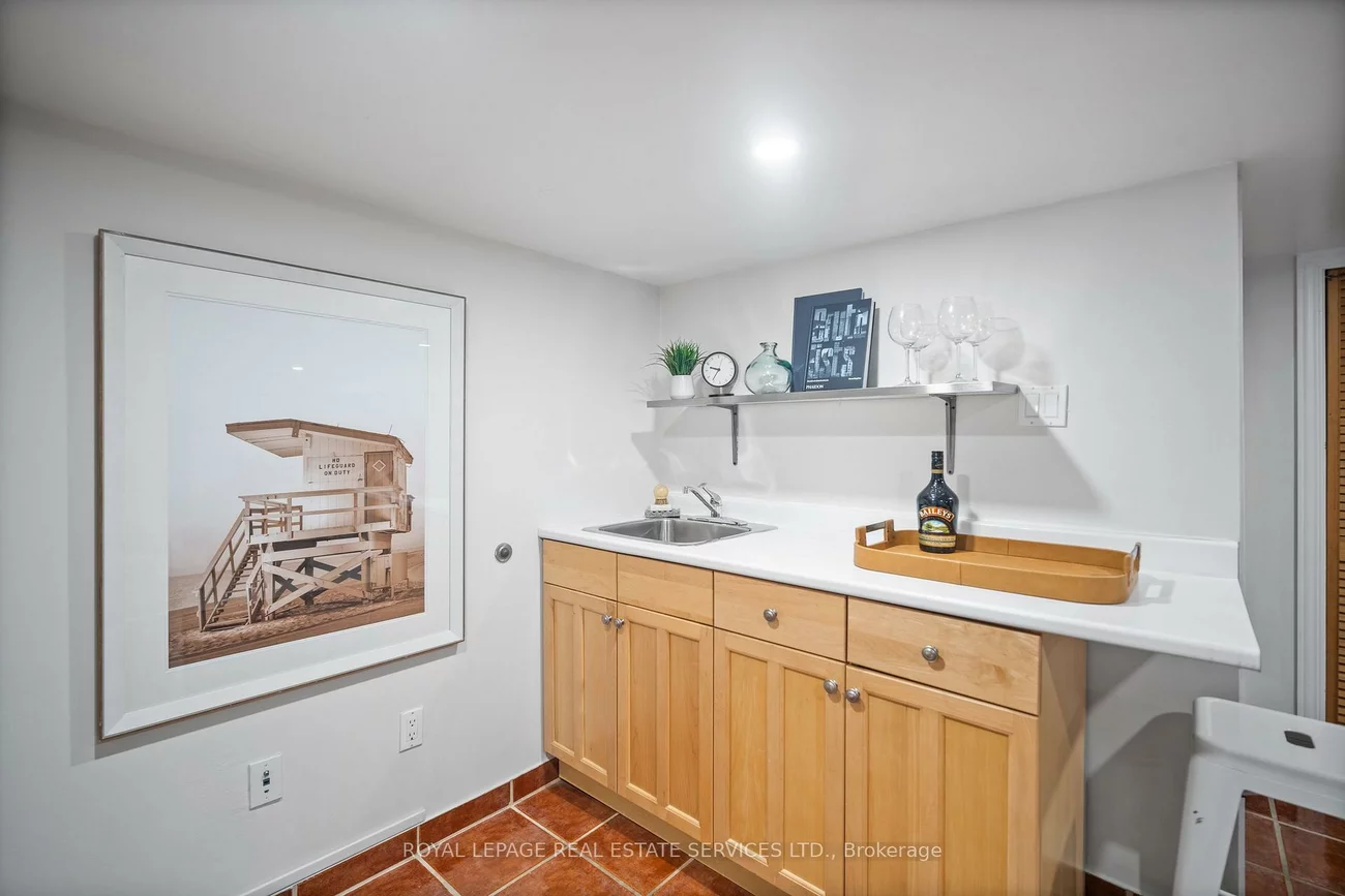 5, Wheeler, The Beaches, Toronto