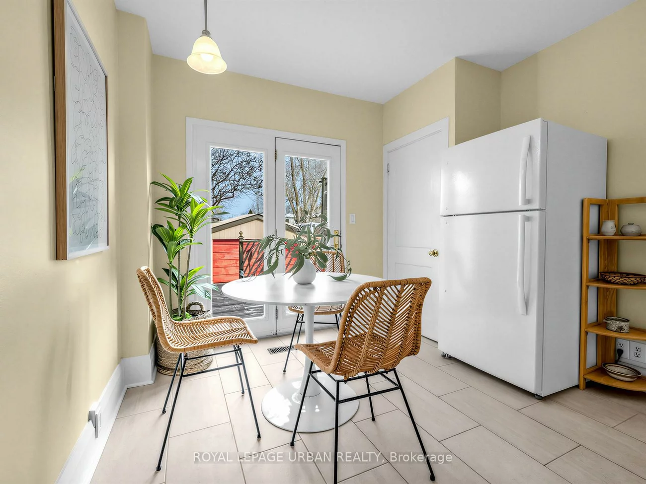 251, Cedarvale, Woodbine-Lumsden, Toronto