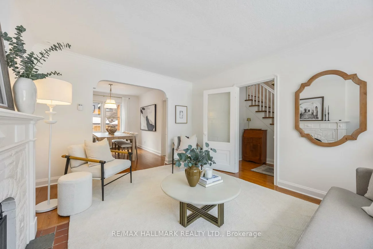 18, Elmview, Birchcliffe-Cliffside, Toronto