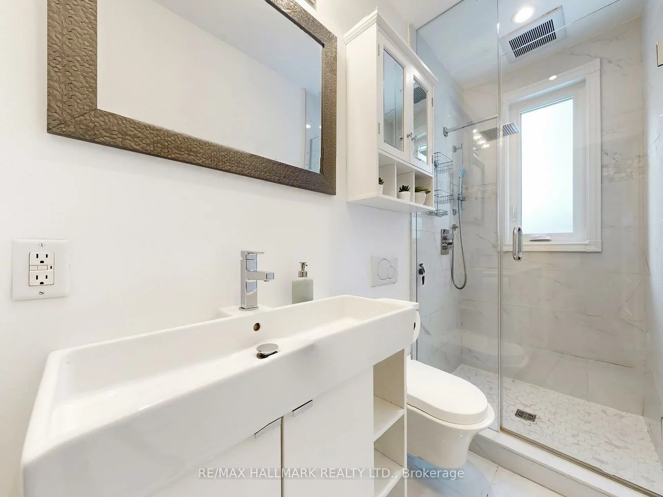 614, Woodbine, Woodbine Corridor, Toronto