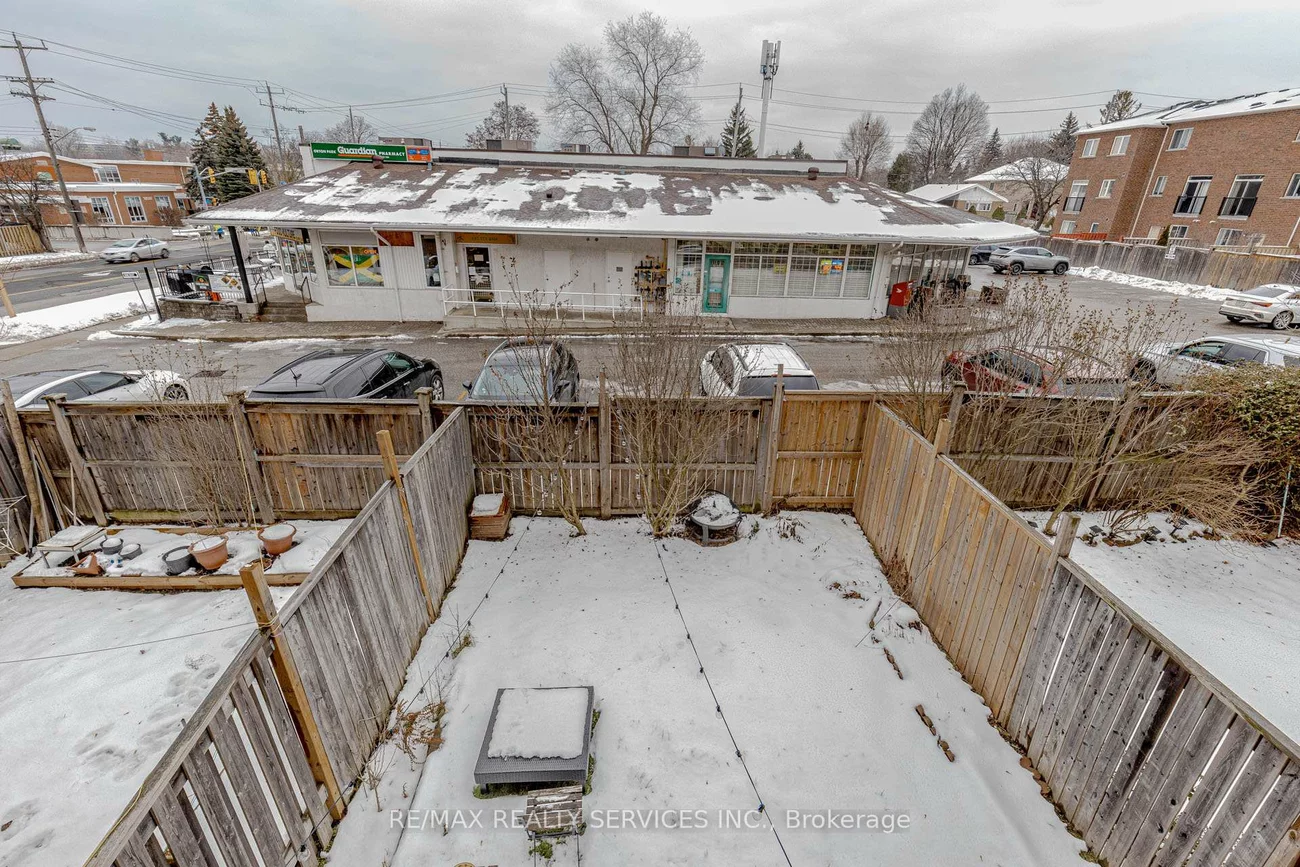 47, Curran Hall, Morningside, Toronto