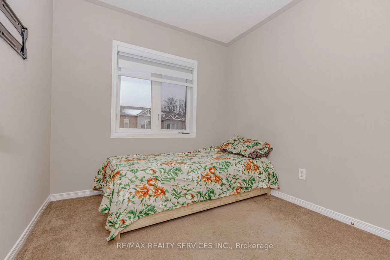 47, Curran Hall, Morningside, Toronto