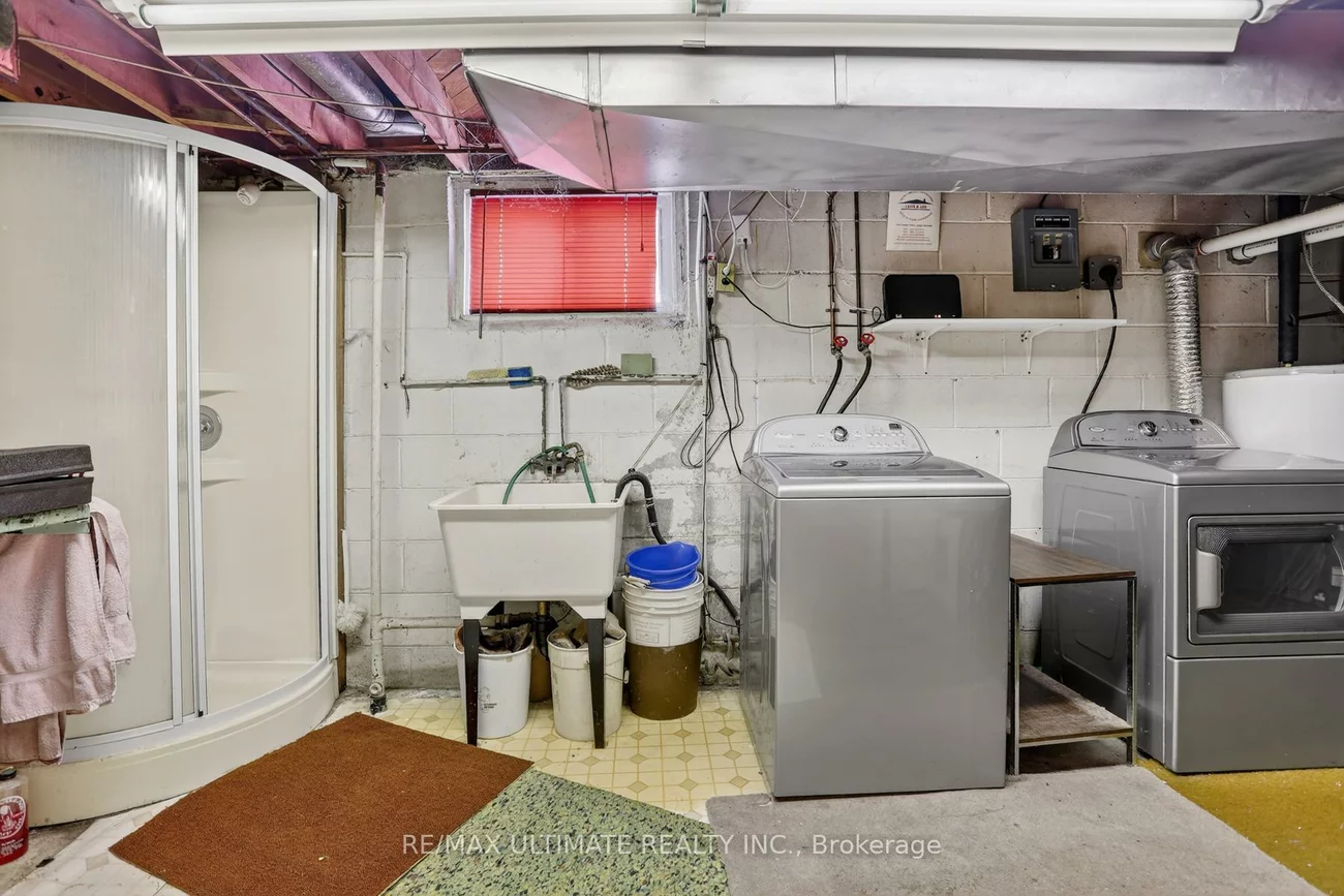 46, Medina, Bendale, Toronto