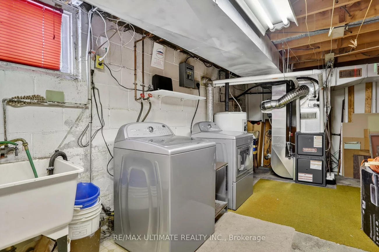 46, Medina, Bendale, Toronto