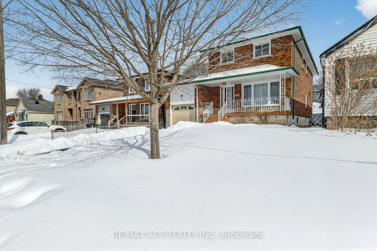 113, Magnolia, Kennedy Park, Toronto