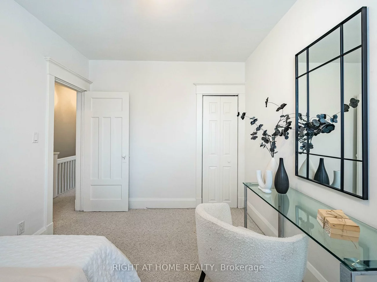 28, Erindale, Playter Estates-Danforth, Toronto