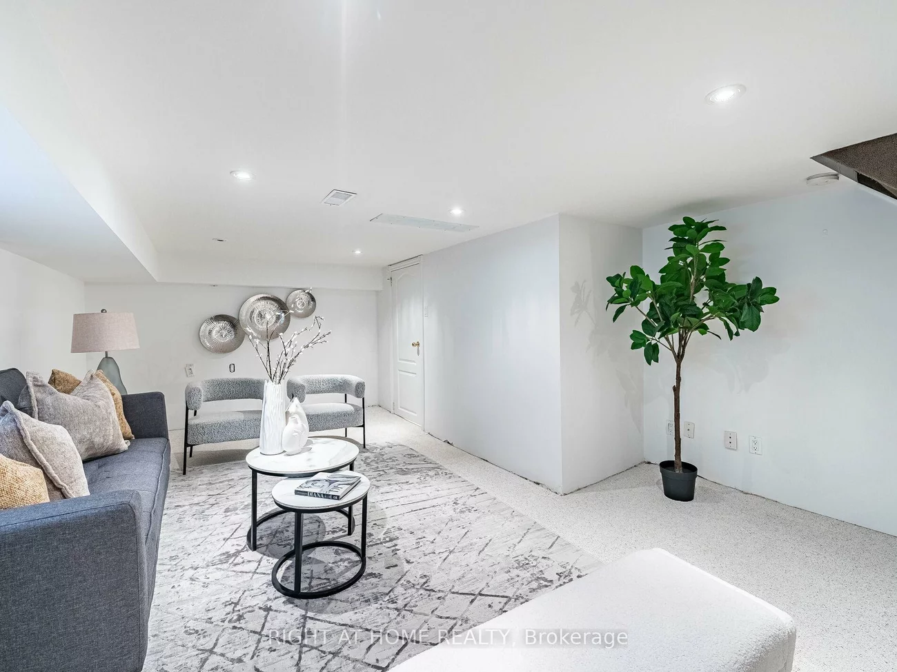 28, Erindale, Playter Estates-Danforth, Toronto
